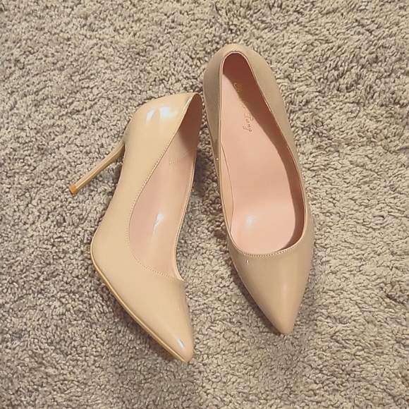 Nude heels - Picture 2 of 2